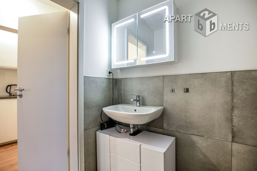 Hochwertig und modern möblierte Wohnung mit Balkon in Köln Neustadt-Nord