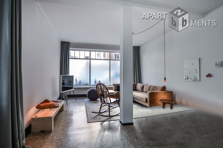 Stilvoll möblierte 2-Zimmer-Wohnung mit eigenem Eingang im Sechzigviertel in Köln-Nippes