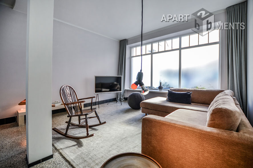 Stilvoll möblierte 2-Zimmer-Wohnung mit eigenem Eingang im Sechzigviertel in Köln-Nippes