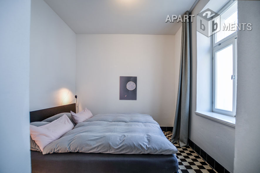 Stilvoll möblierte 2-Zimmer-Wohnung mit eigenem Eingang im Sechzigviertel in Köln-Nippes