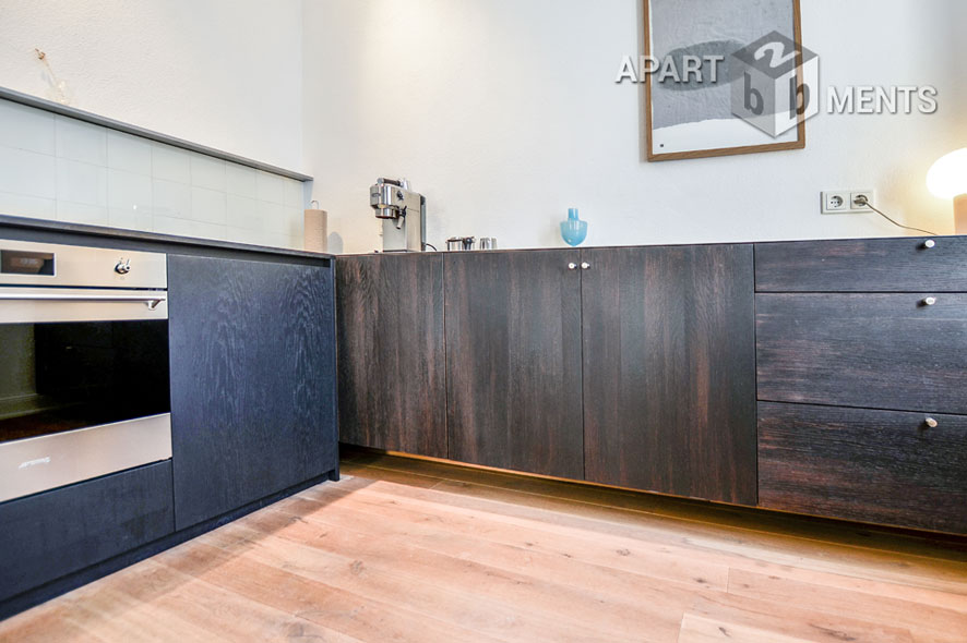 High-quality refurbished and furnished 2-room apartment in Cologne-Nippes