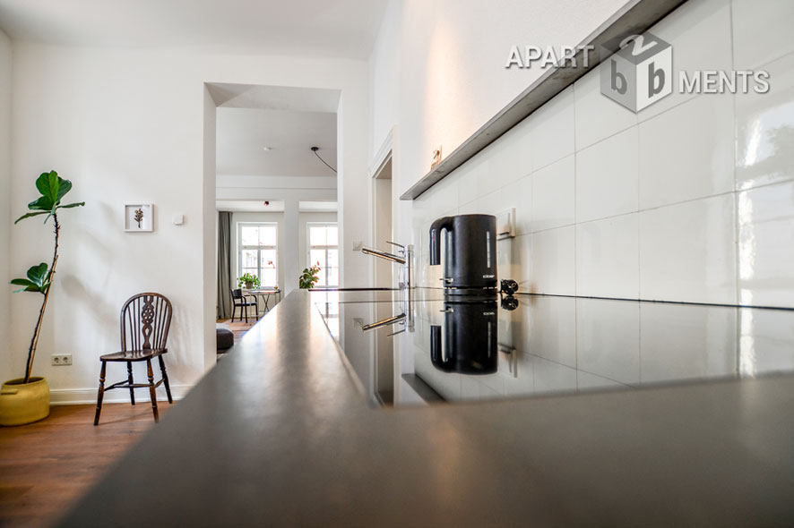 High-quality refurbished and furnished 2-room apartment in Cologne-Nippes