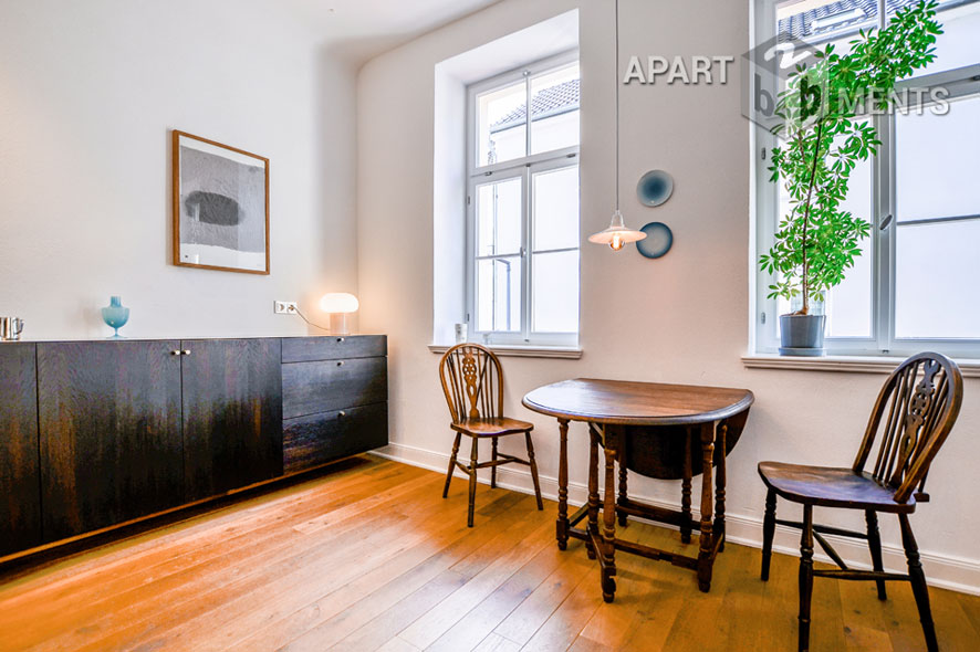 High-quality refurbished and furnished 2-room apartment in Cologne-Nippes