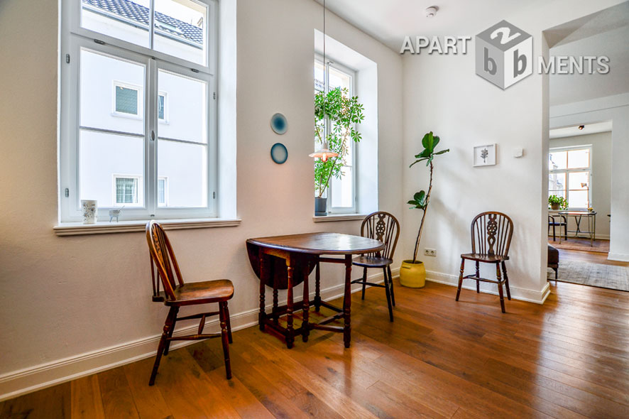 High-quality refurbished and furnished 2-room apartment in Cologne-Nippes