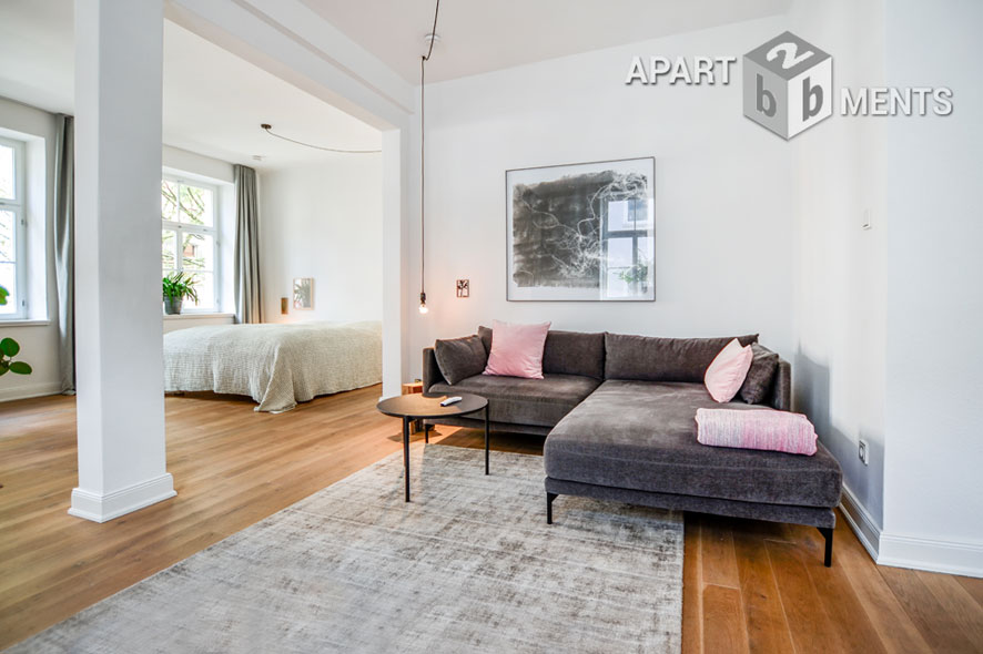 High-quality refurbished and furnished 2-room apartment in Cologne-Nippes