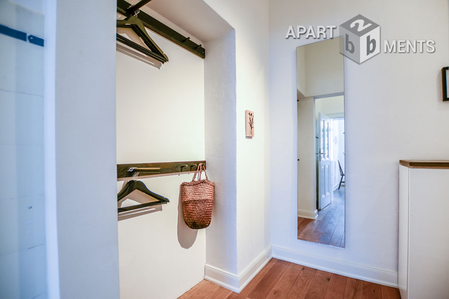 High-quality refurbished and furnished 2-room apartment in Cologne-Nippes