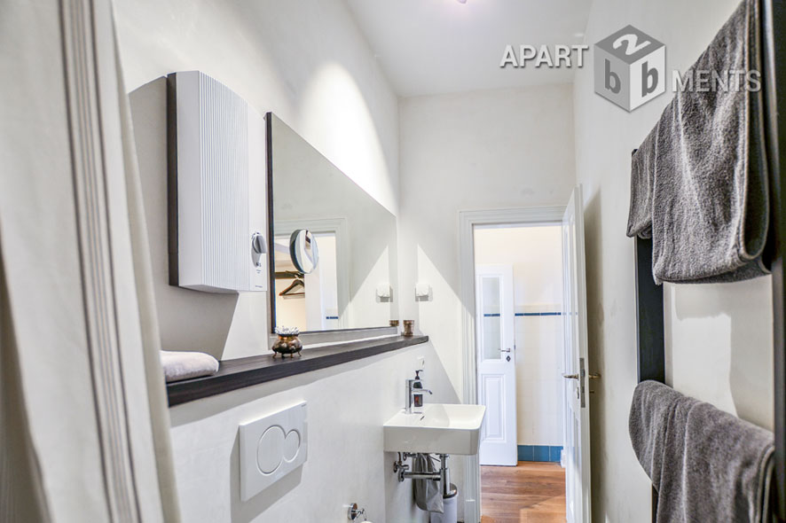 High-quality refurbished and furnished 2-room apartment in Cologne-Nippes