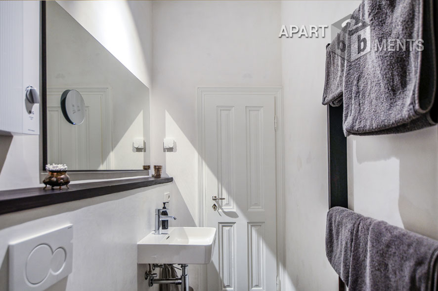 High-quality refurbished and furnished 2-room apartment in Cologne-Nippes