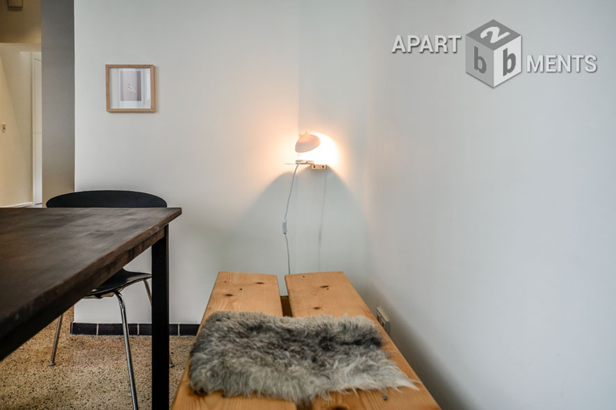 Möblierte 2-Zimmer-Wohnung mit Terrasse und Garten in Köln-Nippes
