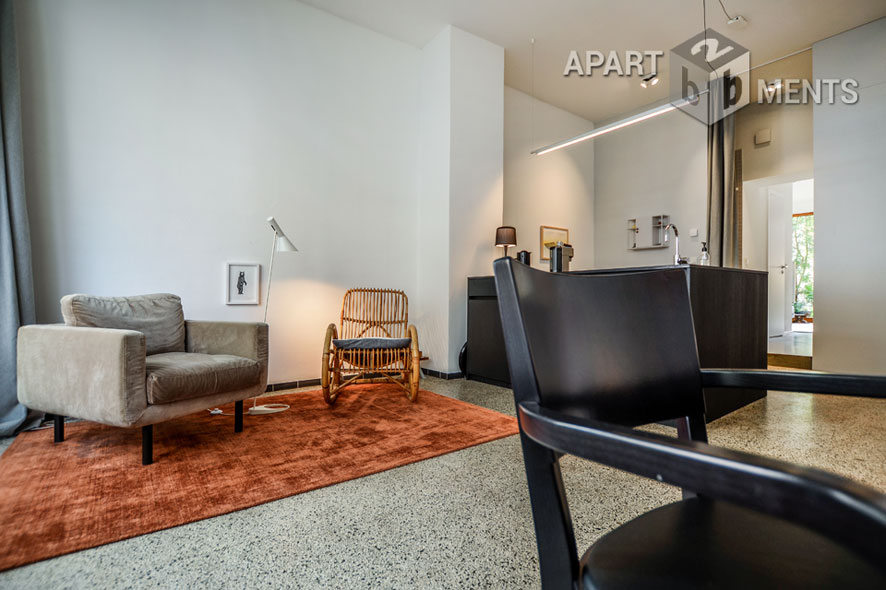 Möblierte 2-Zimmer-Wohnung mit Terrasse und Garten in Köln-Nippes