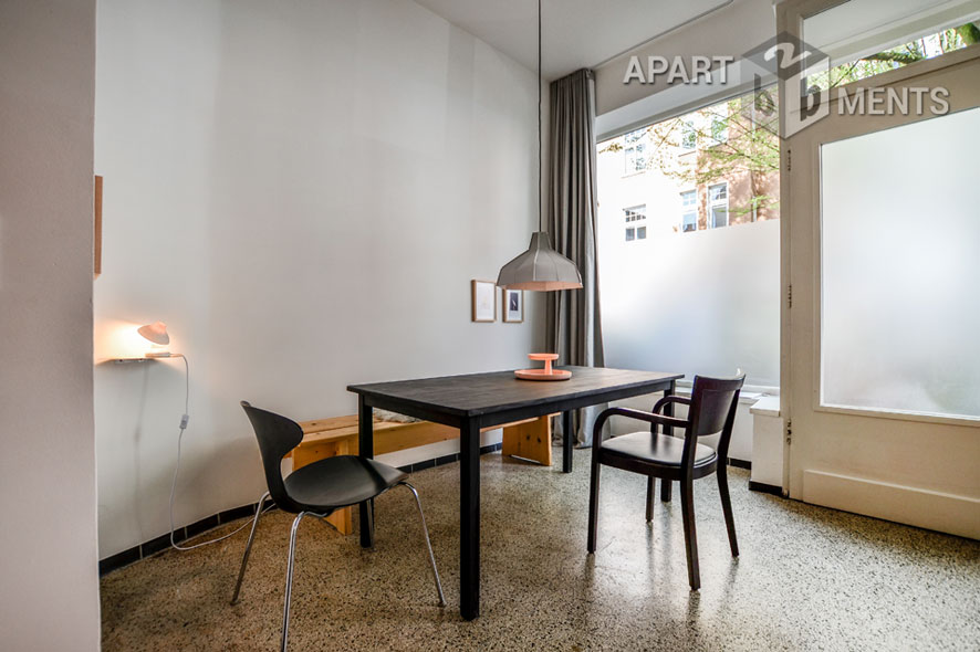 Möblierte 2-Zimmer-Wohnung mit Terrasse und Garten in Köln-Nippes