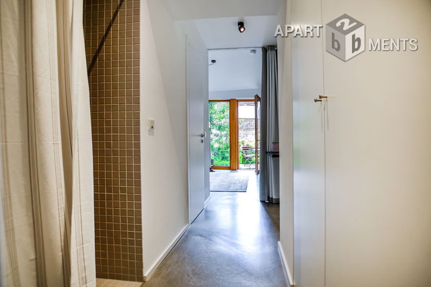 Möblierte 2-Zimmer-Wohnung mit Terrasse und Garten in Köln-Nippes