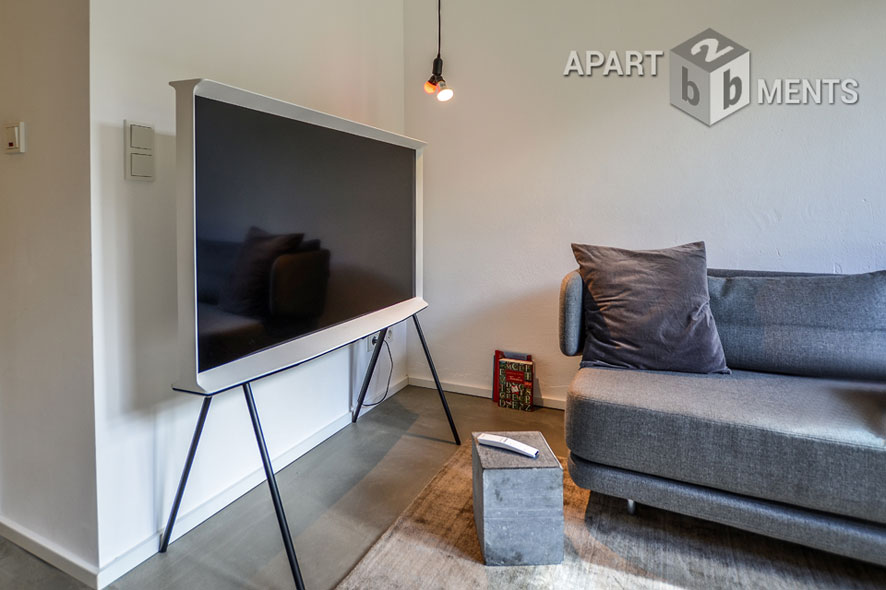 Möblierte 2-Zimmer-Wohnung mit Terrasse und Garten in Köln-Nippes