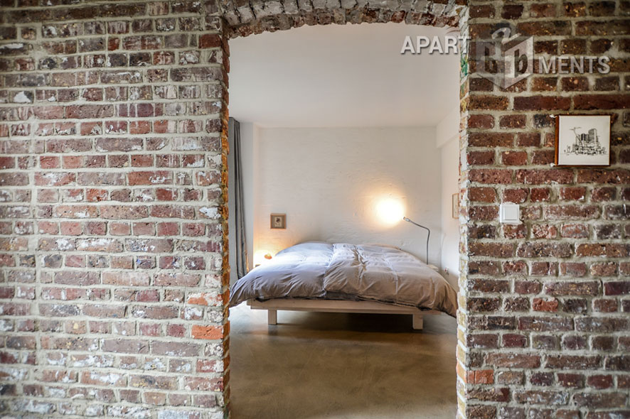 Möblierte 2-Zimmer-Wohnung mit Terrasse und Garten in Köln-Nippes