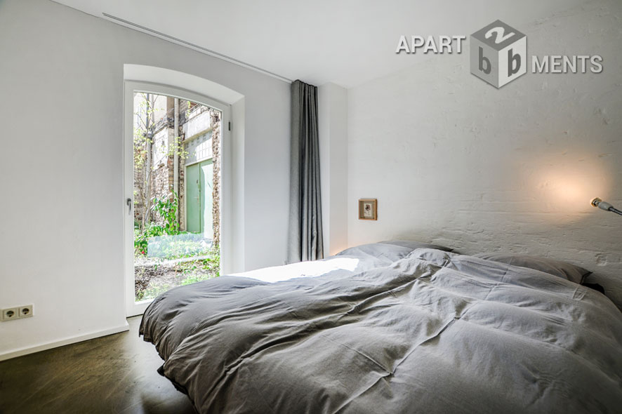 Möblierte 2-Zimmer-Wohnung mit Terrasse und Garten in Köln-Nippes
