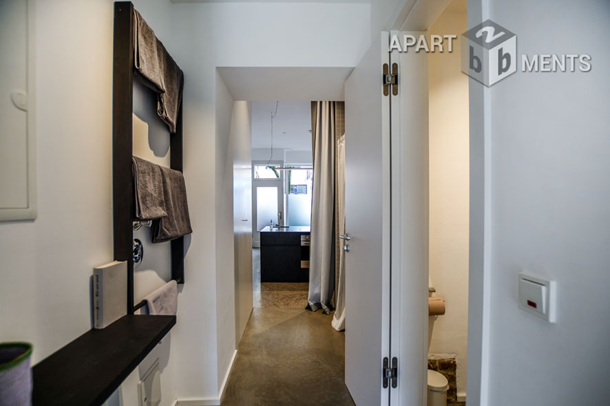 Möblierte 2-Zimmer-Wohnung mit Terrasse und Garten in Köln-Nippes