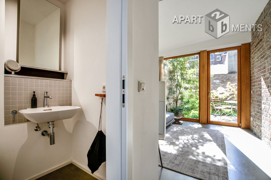 Möblierte 2-Zimmer-Wohnung mit Terrasse und Garten in Köln-Nippes