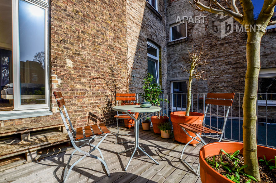 Hochwertig saniertes 2-Zimmer-Apartment mit Dachterrasse in Köln-Nippes