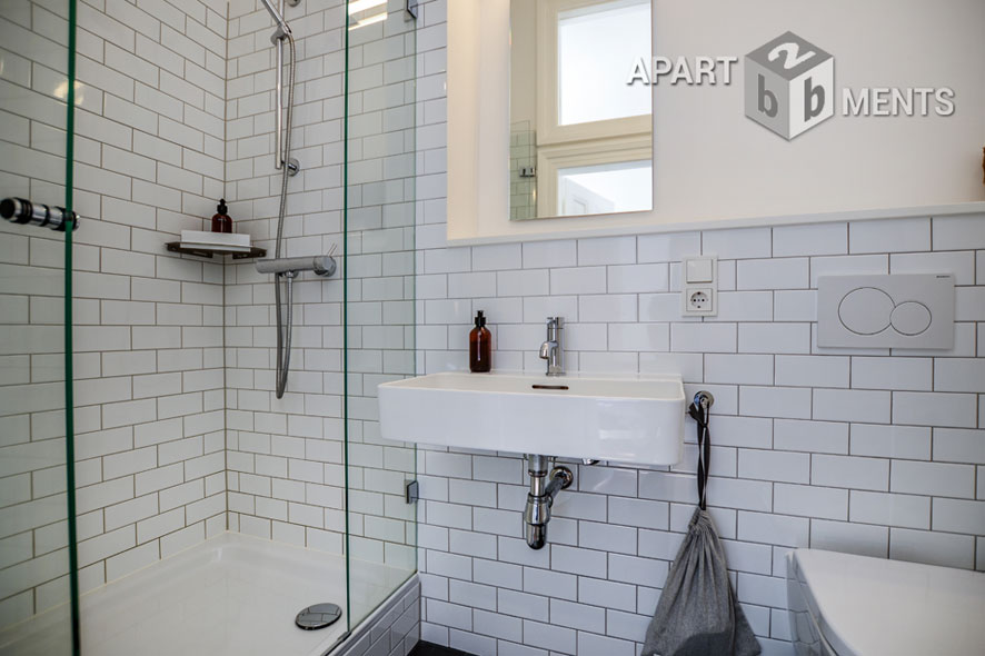 Hochwertig saniertes 2-Zimmer-Apartment mit Dachterrasse in Köln-Nippes