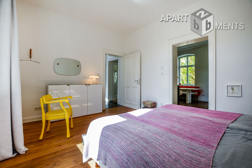 Möblierte Maisonette mit 2 Schlafzimmern und Dachterrasse in Köln-Nippes