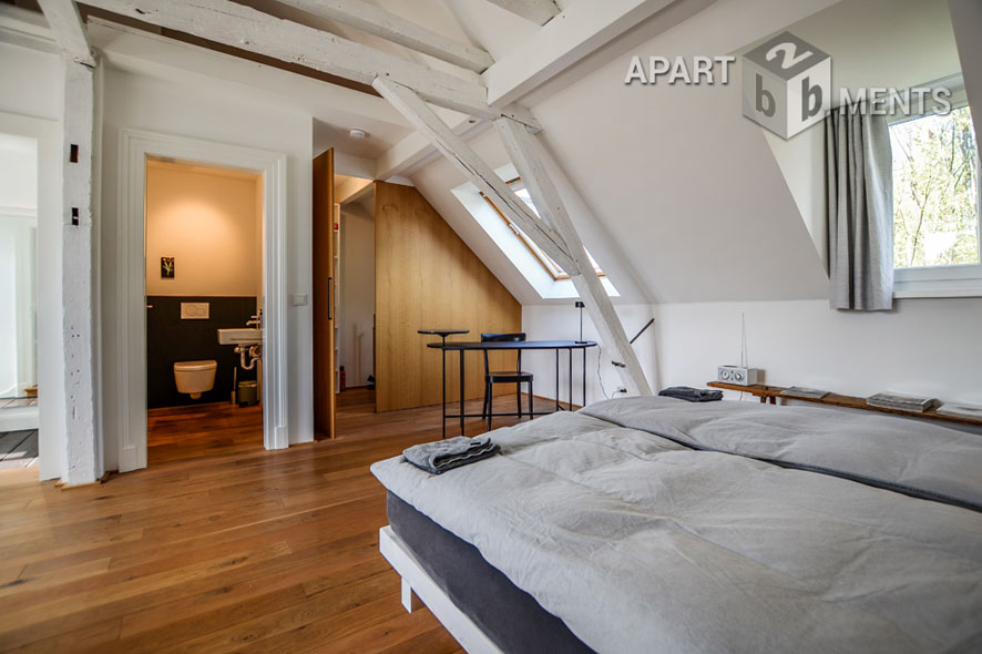 Möblierte Maisonette mit 2 Schlafzimmern und Dachterrasse in Köln-Nippes