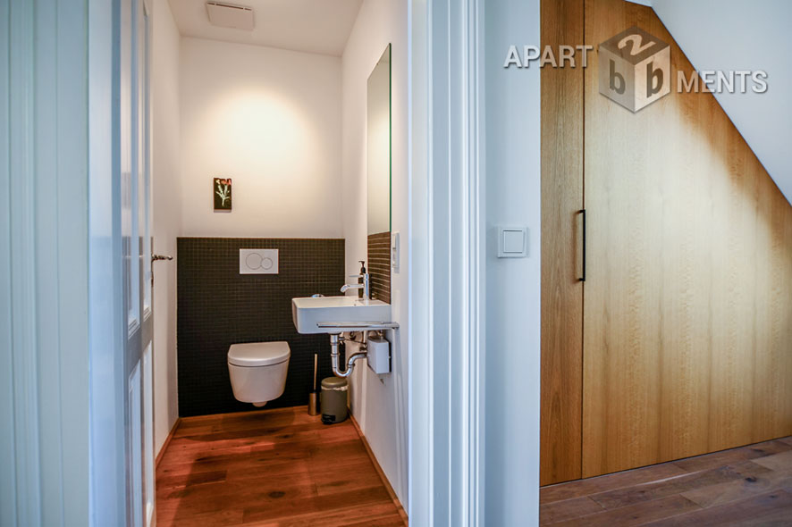 Möblierte Maisonette mit 2 Schlafzimmern und Dachterrasse in Köln-Nippes