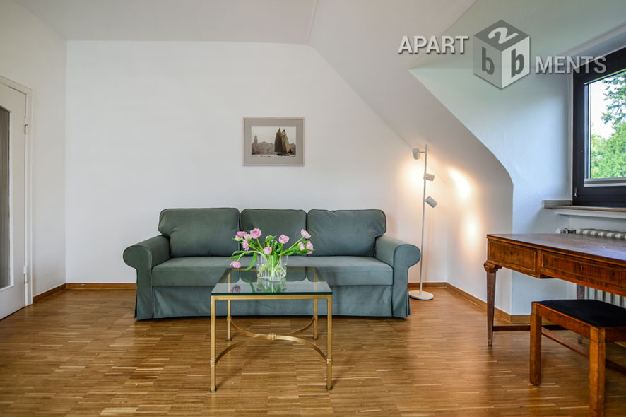 Möblierte 3-Zimmer-Wohnung mit Süd-Balkon in Köln-Marienburg