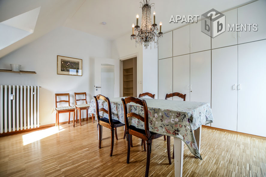 Möblierte 3-Zimmer-Wohnung mit Süd-Balkon in Köln-Marienburg