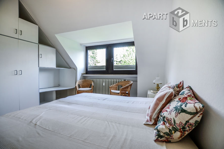 Möblierte 3-Zimmer-Wohnung mit Süd-Balkon in Köln-Marienburg