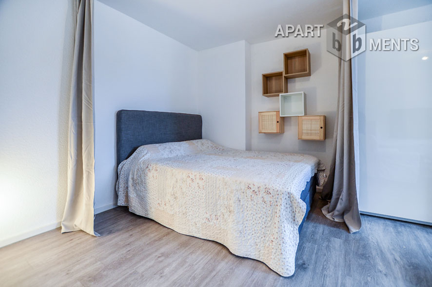 Möblierte Terrassenwohnung in zentraler aber ruhiger Lage von Köln-Altstadt-Süd