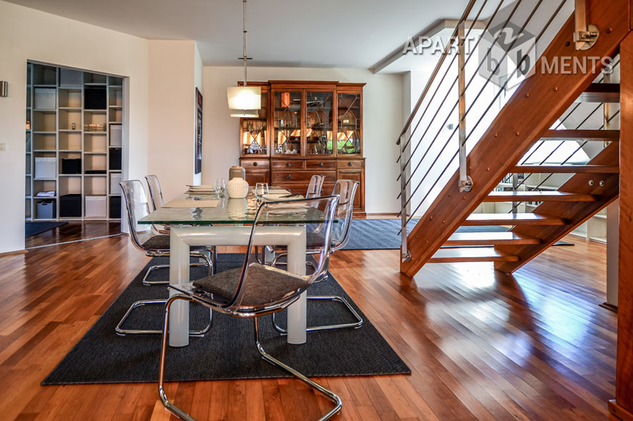 Furnished loft-style duplex with a loggia and a balcony in Cologne-Braunsfeld