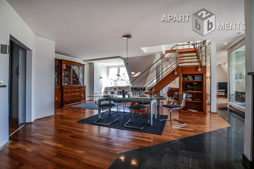 Furnished loft-style duplex with a loggia and a balcony in Cologne-Braunsfeld