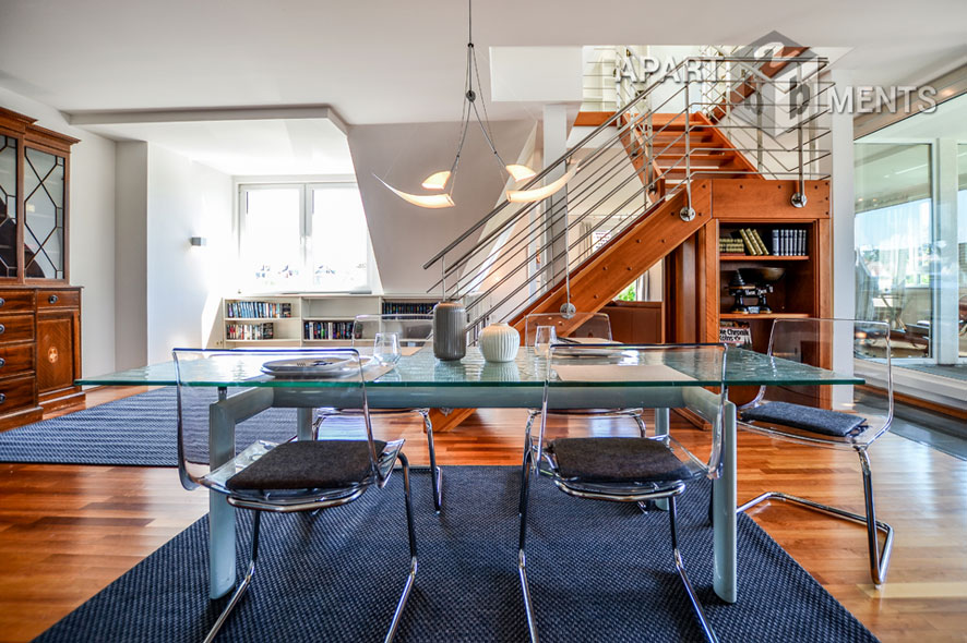 Furnished loft-style duplex with a loggia and a balcony in Cologne-Braunsfeld