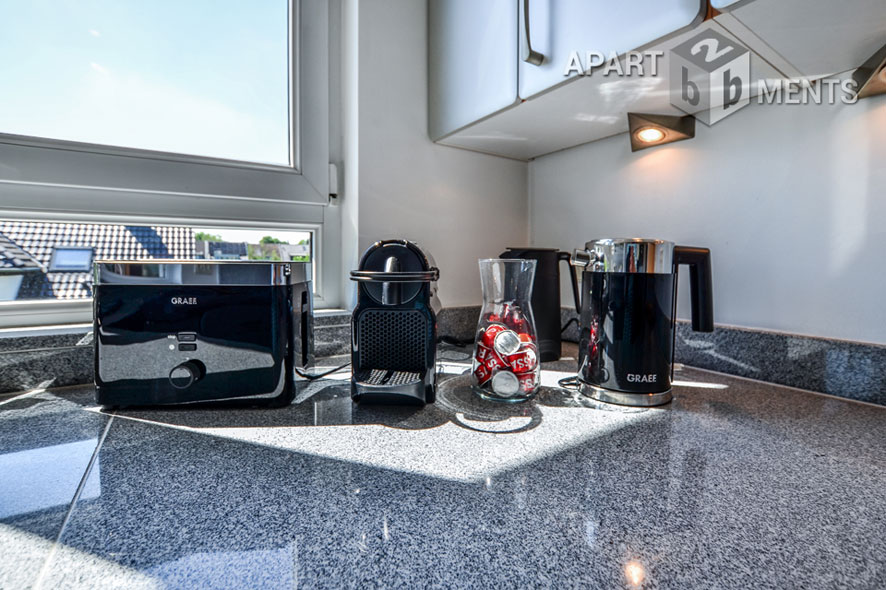 Furnished loft-style duplex with a loggia and a balcony in Cologne-Braunsfeld