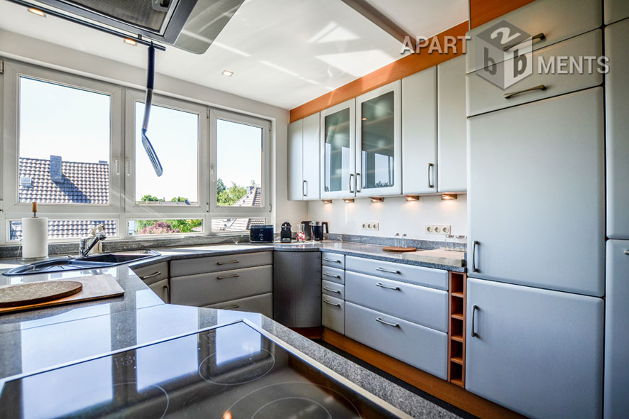 Furnished loft-style duplex with a loggia and a balcony in Cologne-Braunsfeld