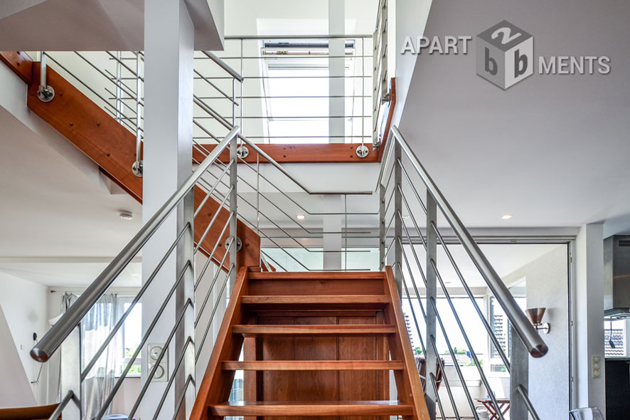 Furnished loft-style duplex with a loggia and a balcony in Cologne-Braunsfeld