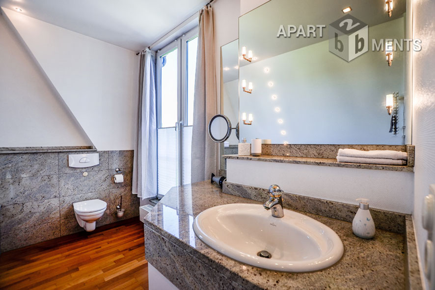 Furnished loft-style duplex with a loggia and a balcony in Cologne-Braunsfeld