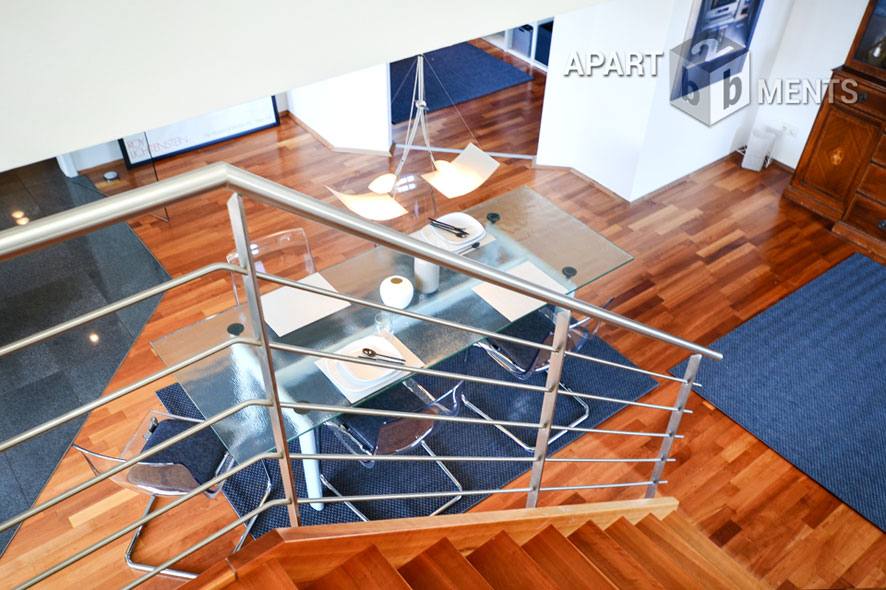 Furnished loft-style duplex with a loggia and a balcony in Cologne-Braunsfeld