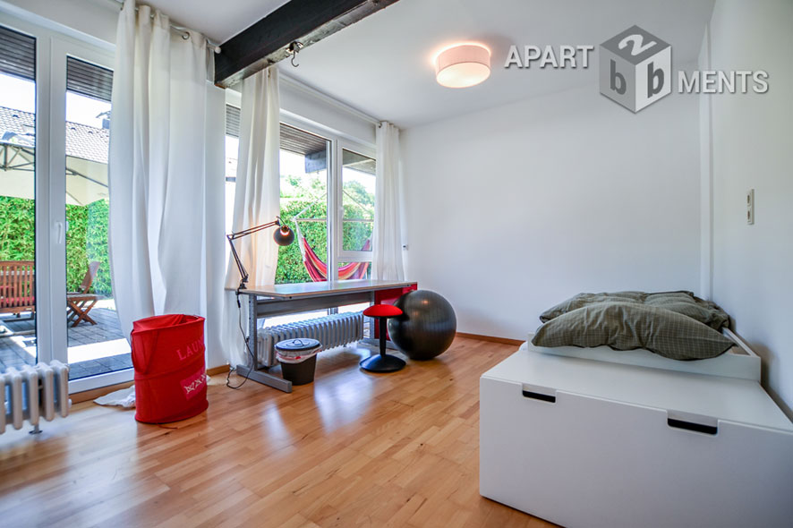 Möbliertes und klimatisiertes freistehendes Einfamilienhaus mit Garten in Frechen-Königsdorf