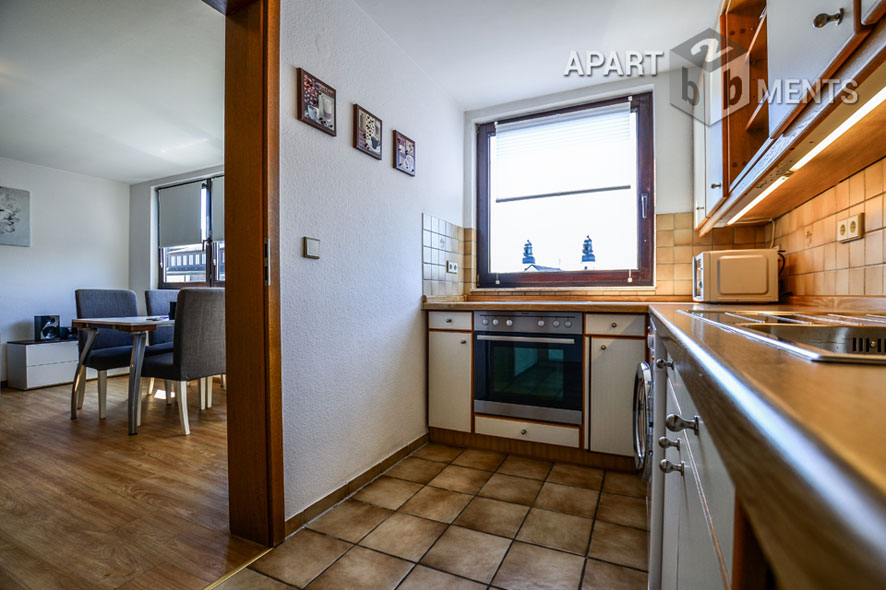 Möblierte und ruhige Maisonette in zentraler Wohnlage in Köln-Altstadt-Nord