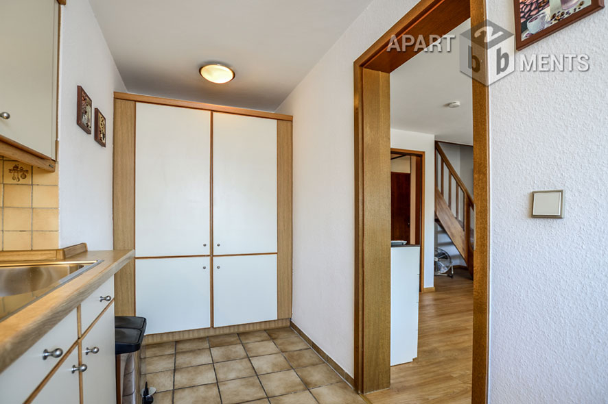 Möblierte und ruhige Maisonette in zentraler Wohnlage in Köln-Altstadt-Nord