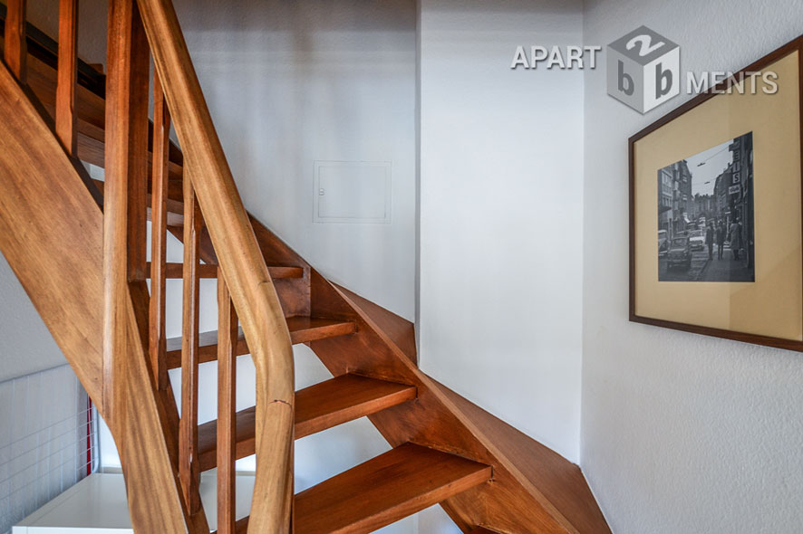 Möblierte und ruhige Maisonette in zentraler Wohnlage in Köln-Altstadt-Nord