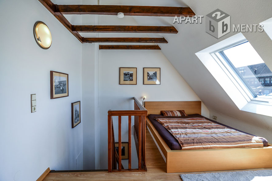 Möblierte und ruhige Maisonette in zentraler Wohnlage in Köln-Altstadt-Nord