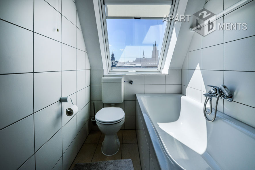 Möblierte und ruhige Maisonette in zentraler Wohnlage in Köln-Altstadt-Nord