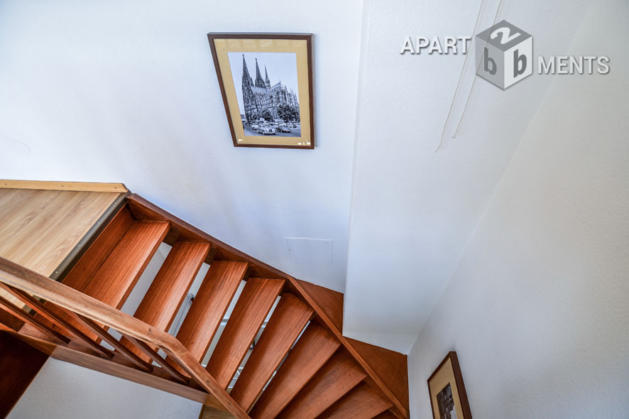 Möblierte und ruhige Maisonette in zentraler Wohnlage in Köln-Altstadt-Nord