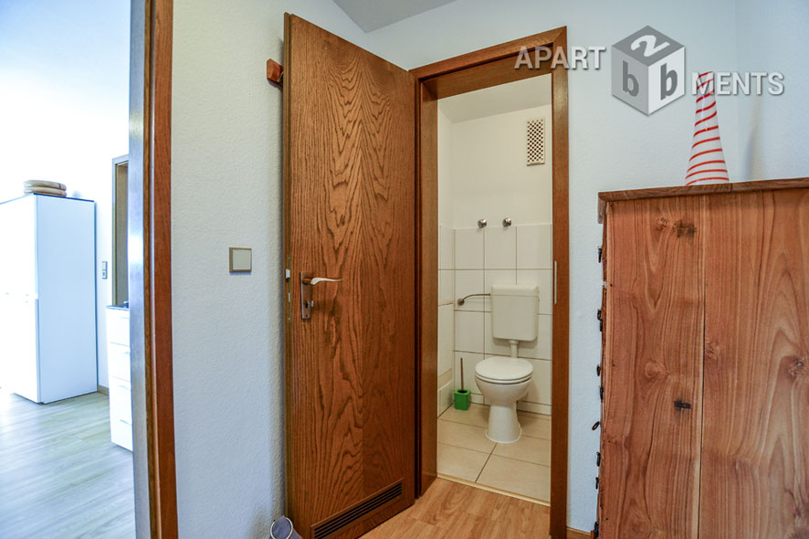 Möblierte und ruhige Maisonette in zentraler Wohnlage in Köln-Altstadt-Nord