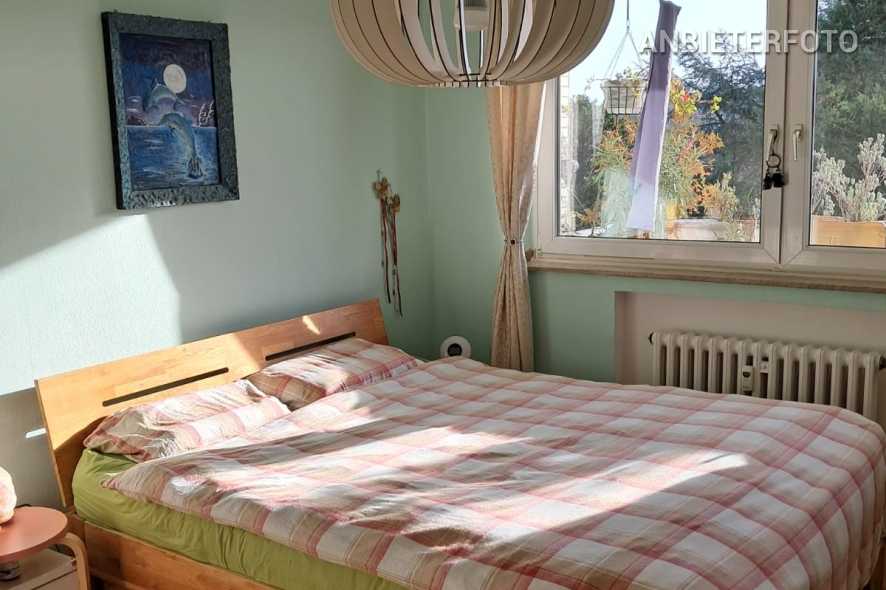 Furnished 2.5-bedroom apartment in Cologne-Bilderstöckchen with 2 balconies