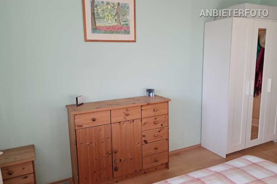 Furnished 2.5-bedroom apartment in Cologne-Bilderstöckchen with 2 balconies