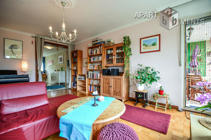 Möblierte 2,5 Zimmer Wohnung in Köln-Bilderstöckchen mit 2 Balkonen