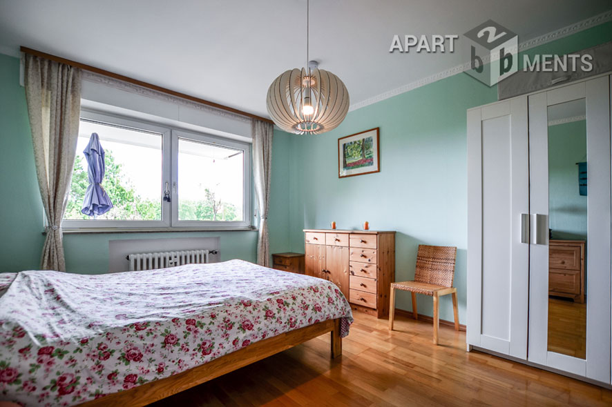 Möblierte 2,5 Zimmer Wohnung in Köln-Bilderstöckchen mit 2 Balkonen